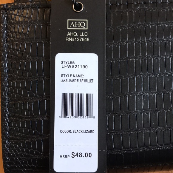 LONDON FOG Wallet - Picture 7 of 7